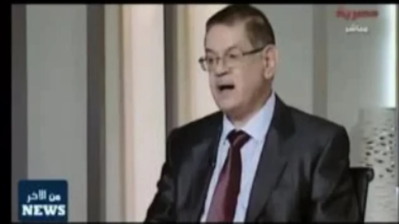 ظهور ثروت الخرباوي في الحلقة 19 من رأس الأفعى لكشف أسرار محمد كمال